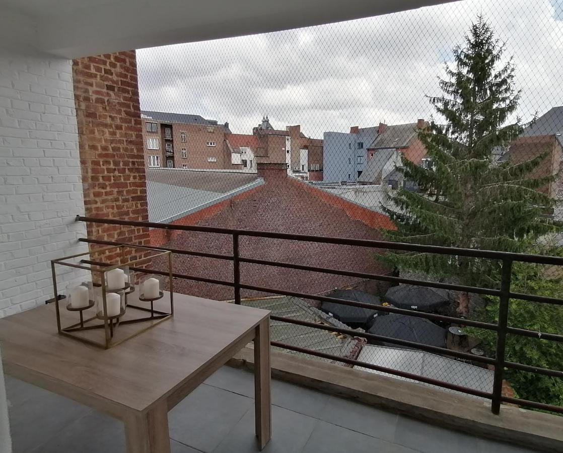 Le 3 Eme Apartamento Namur Exterior foto